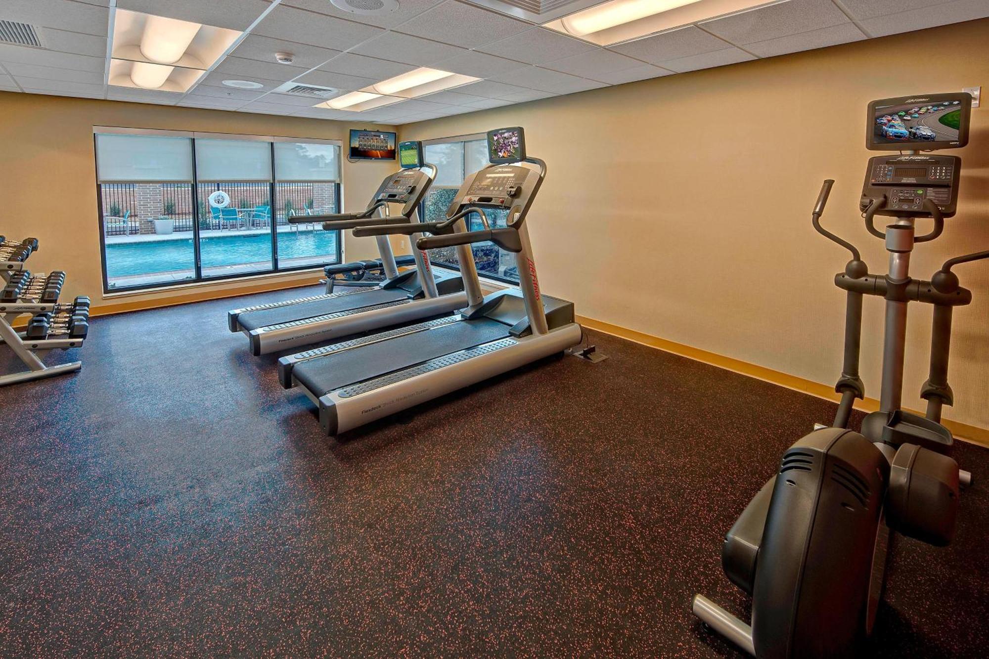 Towneplace Suites By Marriott Hattiesburg Buitenkant foto
